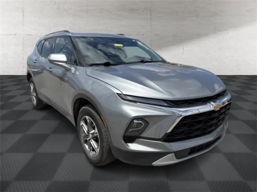 2023 Chevrolet Blazer 2LT photo 1