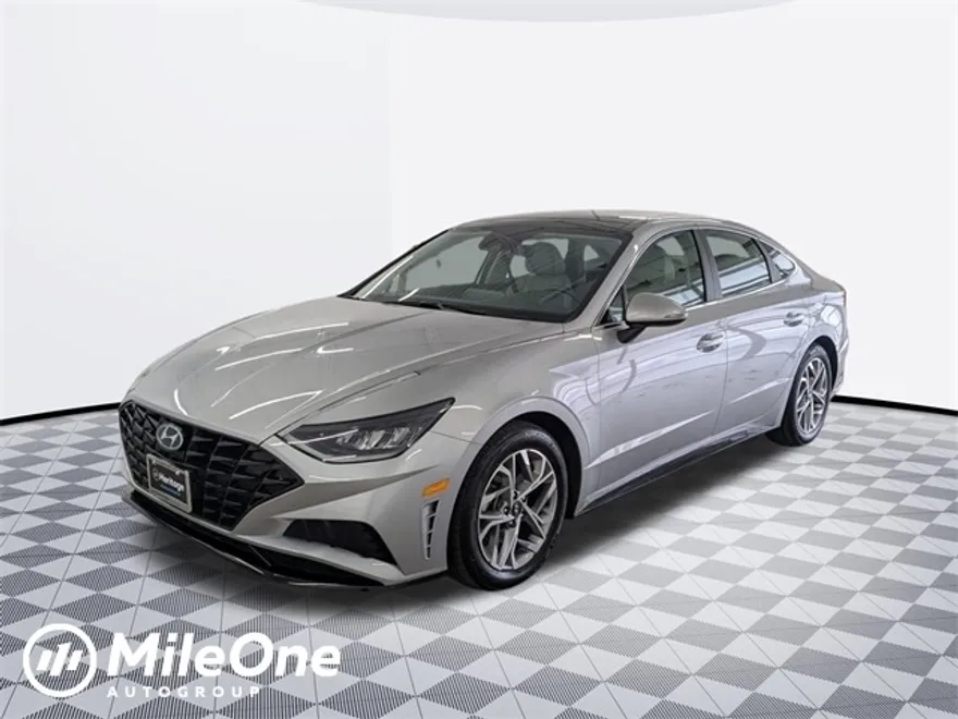 2020 Hyundai Sonata SEL photo 1