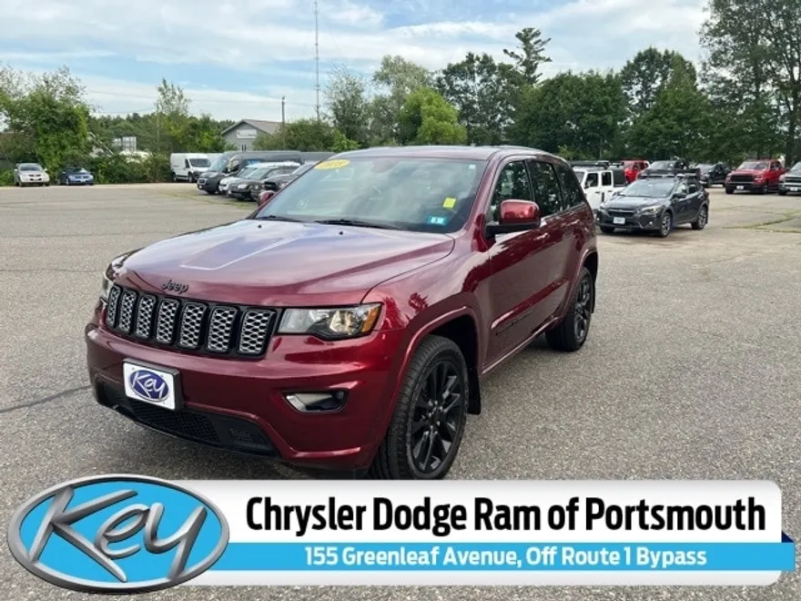 2018 Jeep Grand Cherokee Laredo Altitude photo 1