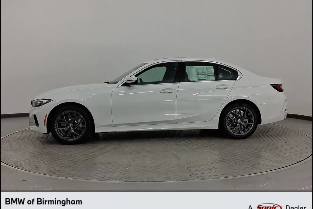 2025 Bmw 330i photo 1