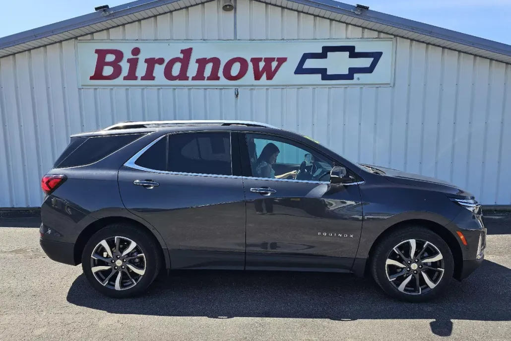 2022 Chevrolet Equinox Premier photo 1