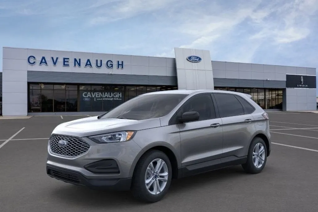 2024 Ford Edge SE photo 1