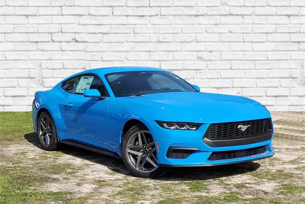 2025 Ford Mustang EcoBoost Premium photo 1