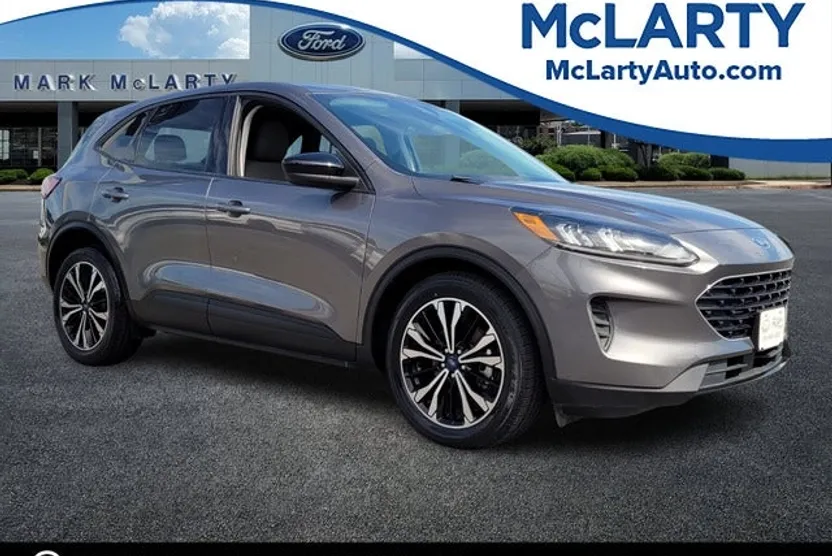 2021 Ford Escape SE Hybrid photo 1