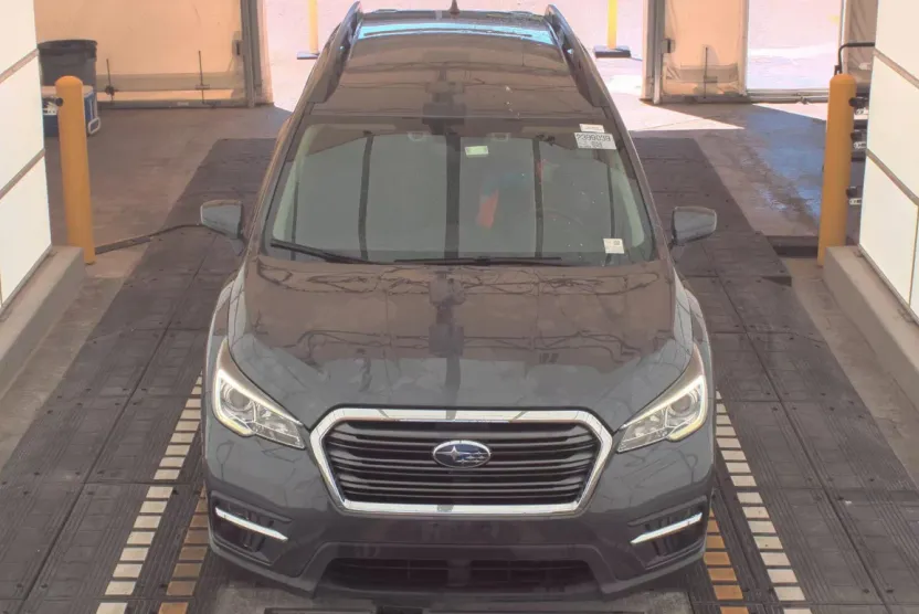 2019 Subaru Ascent Premium photo 1