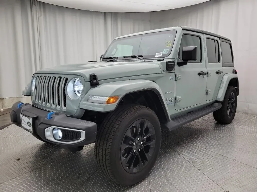 2023 Jeep Wrangler Sahara 4xe photo 1