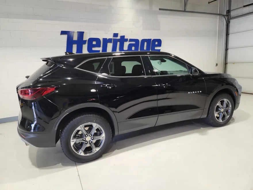 2025 Chevrolet Blazer 2LT photo 1