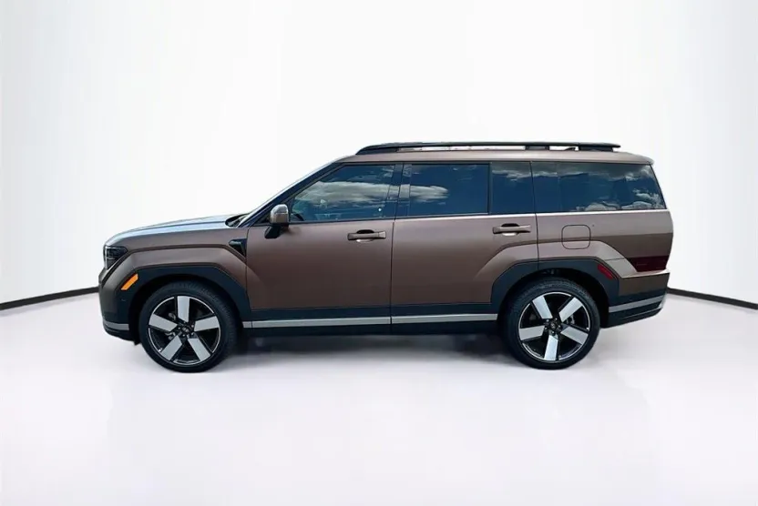 2025 Hyundai Santa Fe Limited photo 1