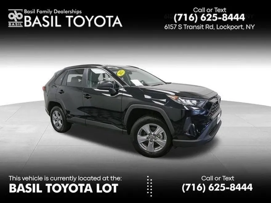 2022 Toyota RAV4 Hybrid LE photo 1