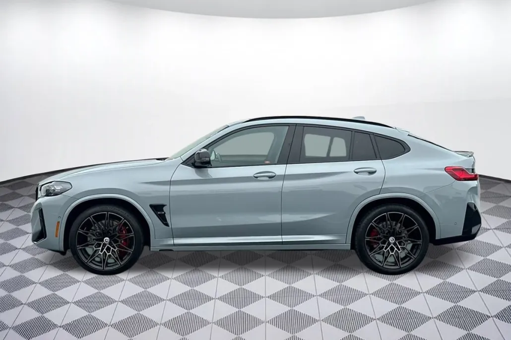 2023 Bmw X4 photo 1