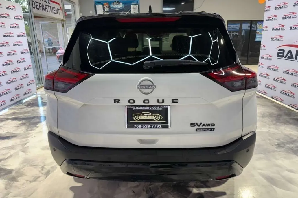 2023 Nissan Rogue SV photo 1