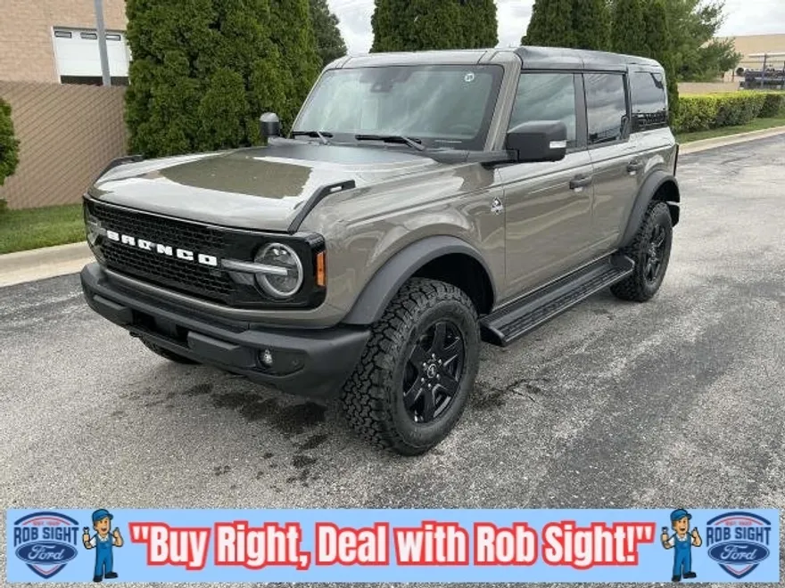 2025 Ford Bronco Outer Banks photo 1
