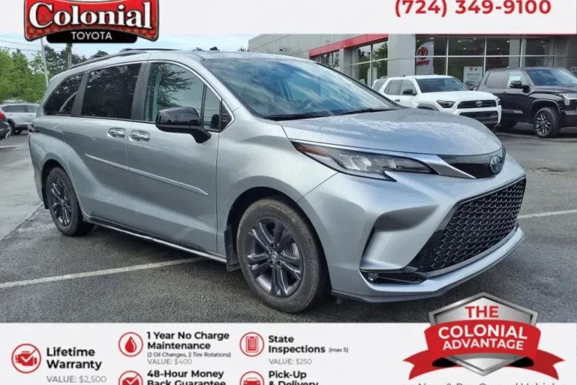 2024 Toyota Sienna XSE photo 1