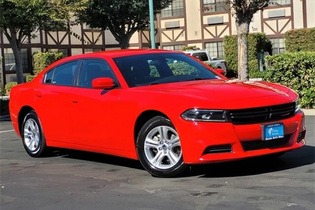 2022 Dodge Charger SXT photo 1