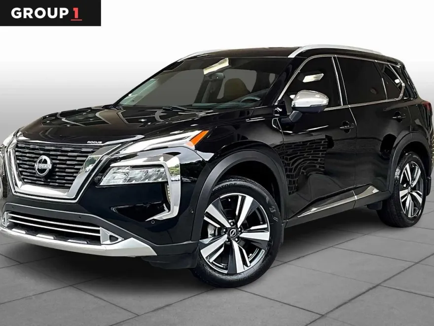 2023 Nissan Rogue Platinum photo 1