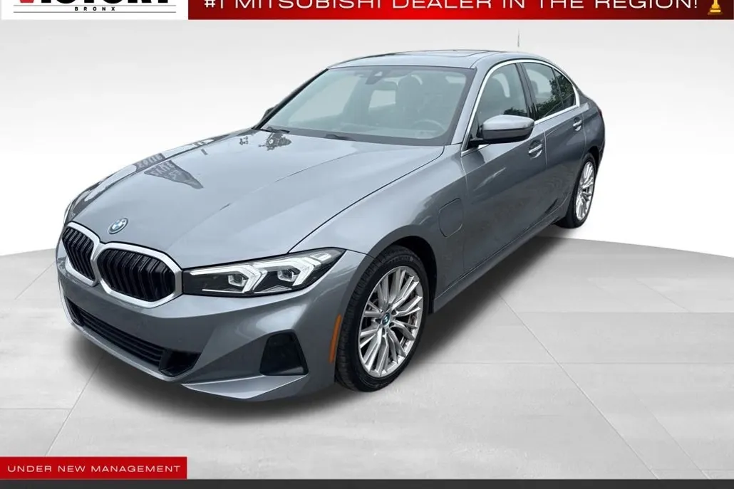 2024 Bmw 330e xDrive photo 1