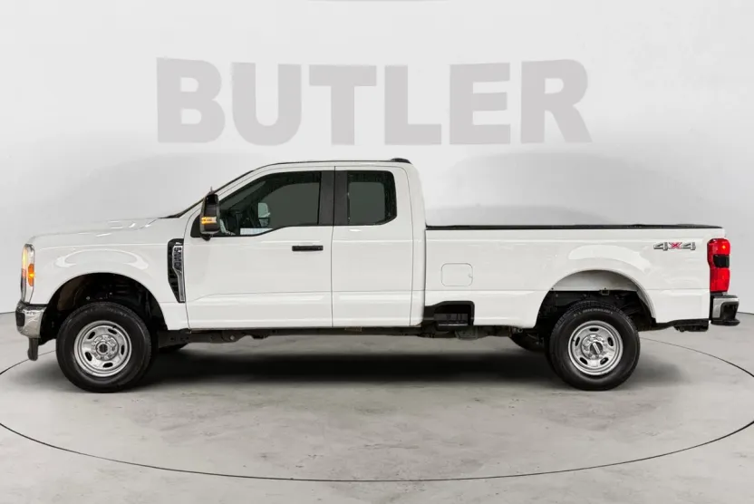2024 Ford F-250 XL photo 1