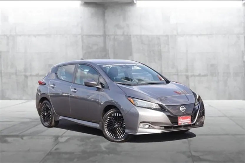 2024 Nissan Leaf SV Plus photo 1
