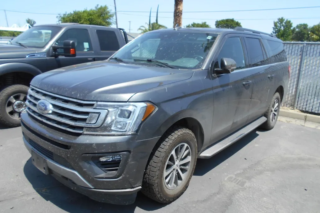 2021 Ford Expedition MAX XLT photo 1