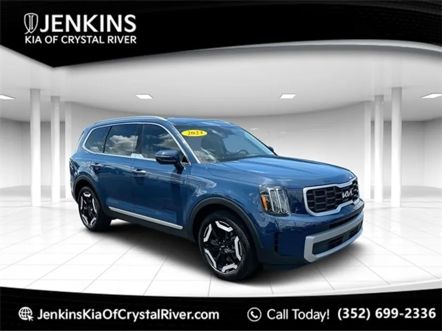2023 Kia Telluride S photo 1