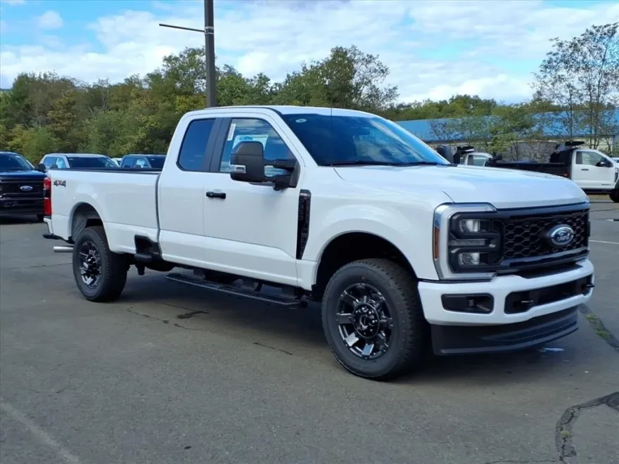2026 Ford F-350 photo 1