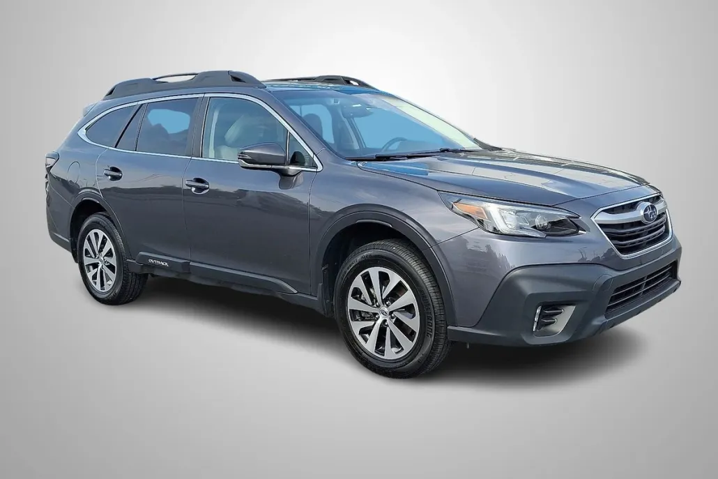 2022 Subaru Outback Premium photo 1