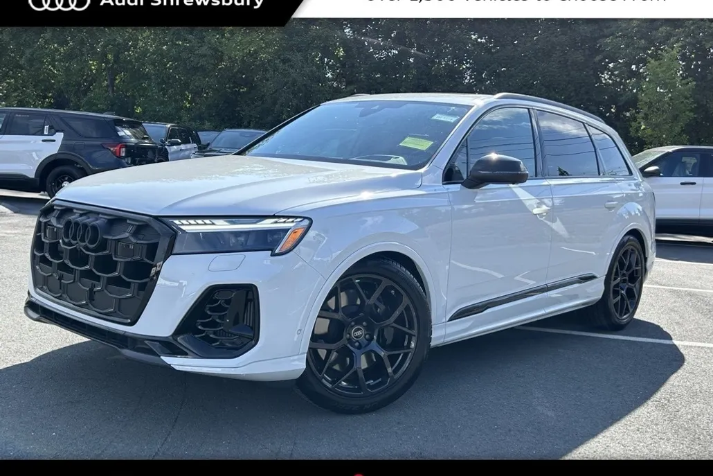 2025 Audi SQ7 Premium Plus photo 1