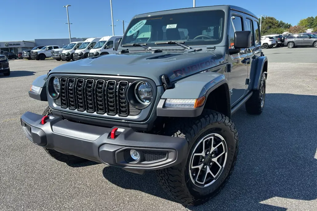 2025 Jeep Wrangler Rubicon photo 1