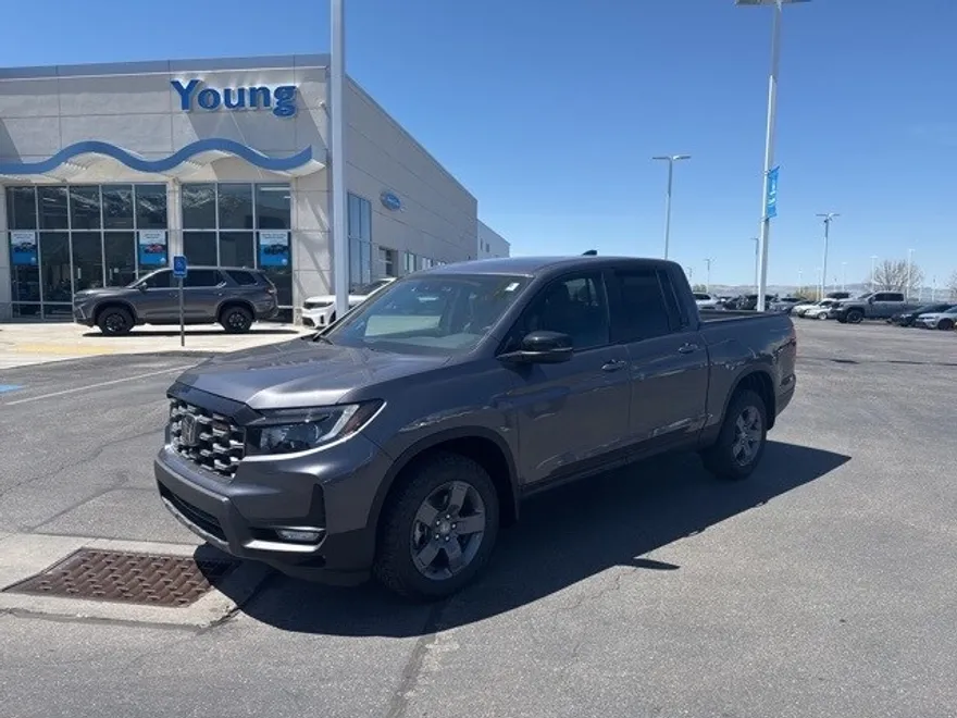 2025 Honda Ridgeline TrailSport photo 1