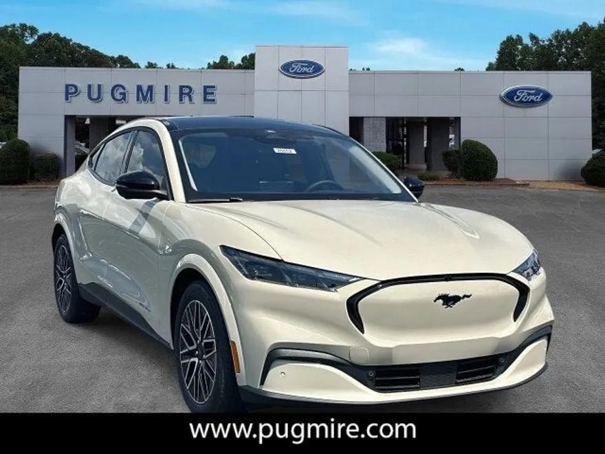 2025 Ford Mustang Mach-E Premium photo 1