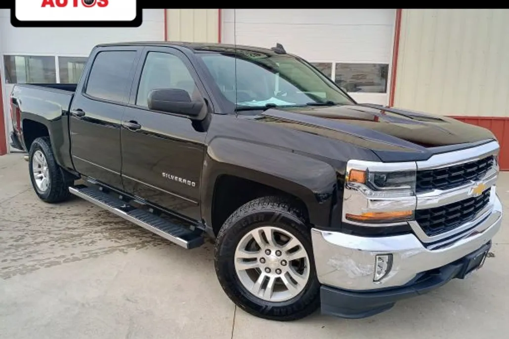 2018 Chevrolet Silverado 1500 LT photo 1