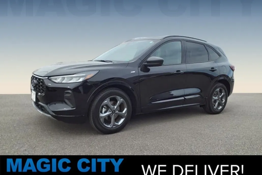2024 Ford Escape ST-Line photo 1