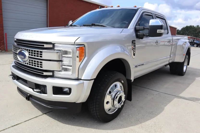 2019 Ford F-450 photo 1