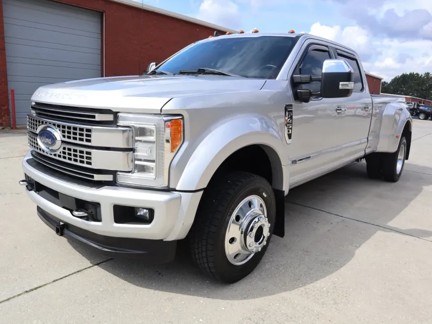 2019 Ford F-450 photo 1