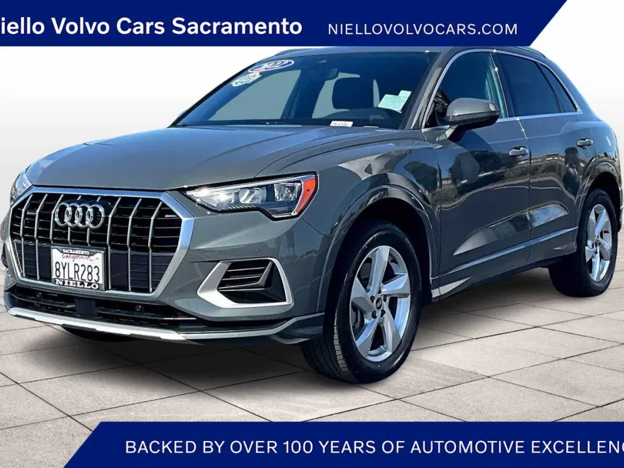 2022 Audi Q3 Premium 40 TFSI photo 1