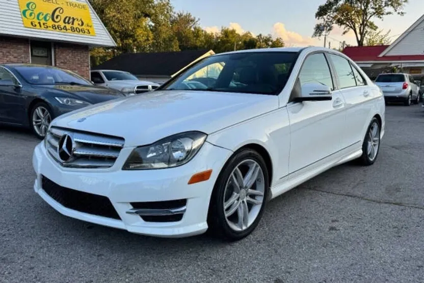 2013 Mercedes Benz C 250 Sport photo 1