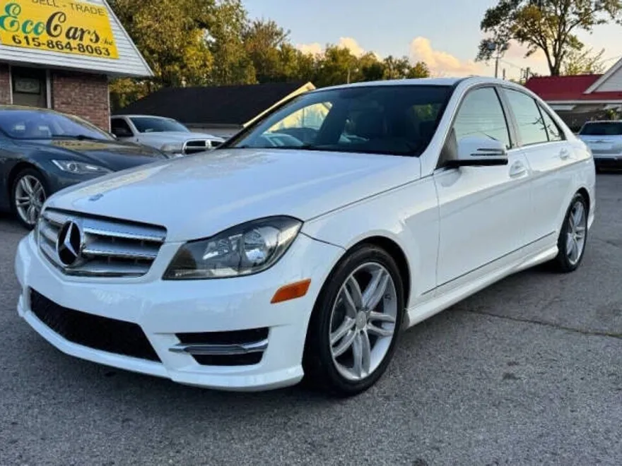 2013 Mercedes Benz C 250 Sport photo 1