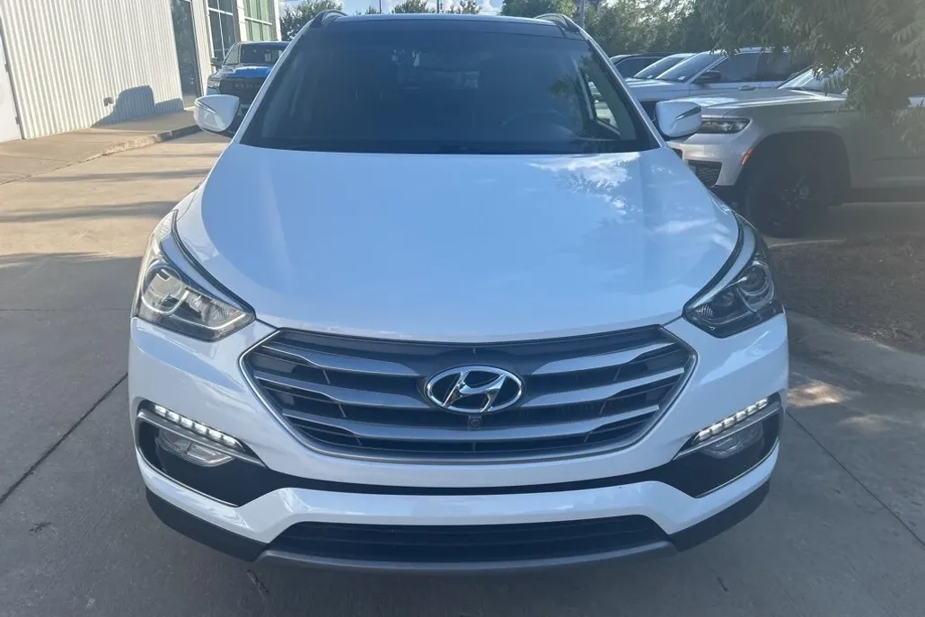 2018 Hyundai Santa Fe Sport 2.0T Ultimate photo 1