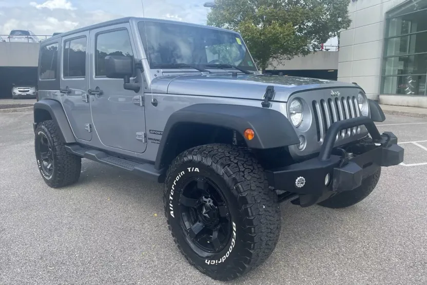 2016 Jeep Wrangler Sport photo 1