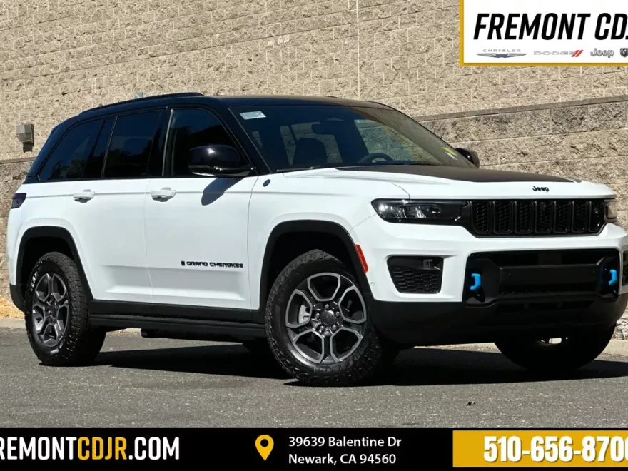 2023 Jeep Grand Cherokee Trailhawk 4xe photo 1