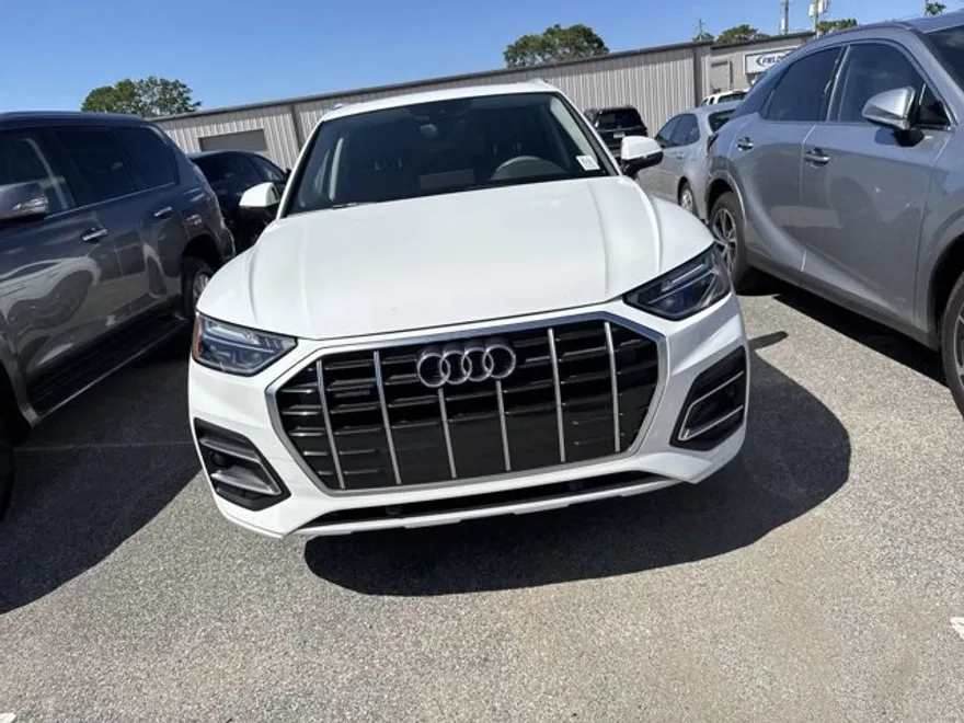 2021 Audi Q5 Premium photo 1