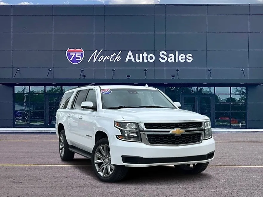 2020 Chevrolet Suburban LT photo 1