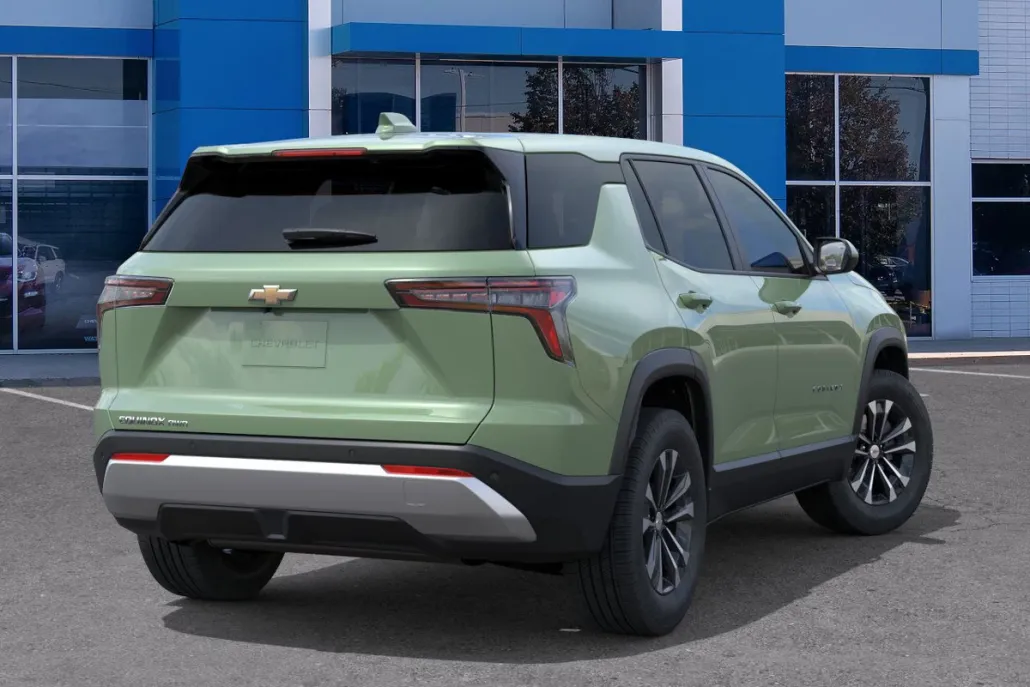 2026 Chevrolet Equinox LT photo 1