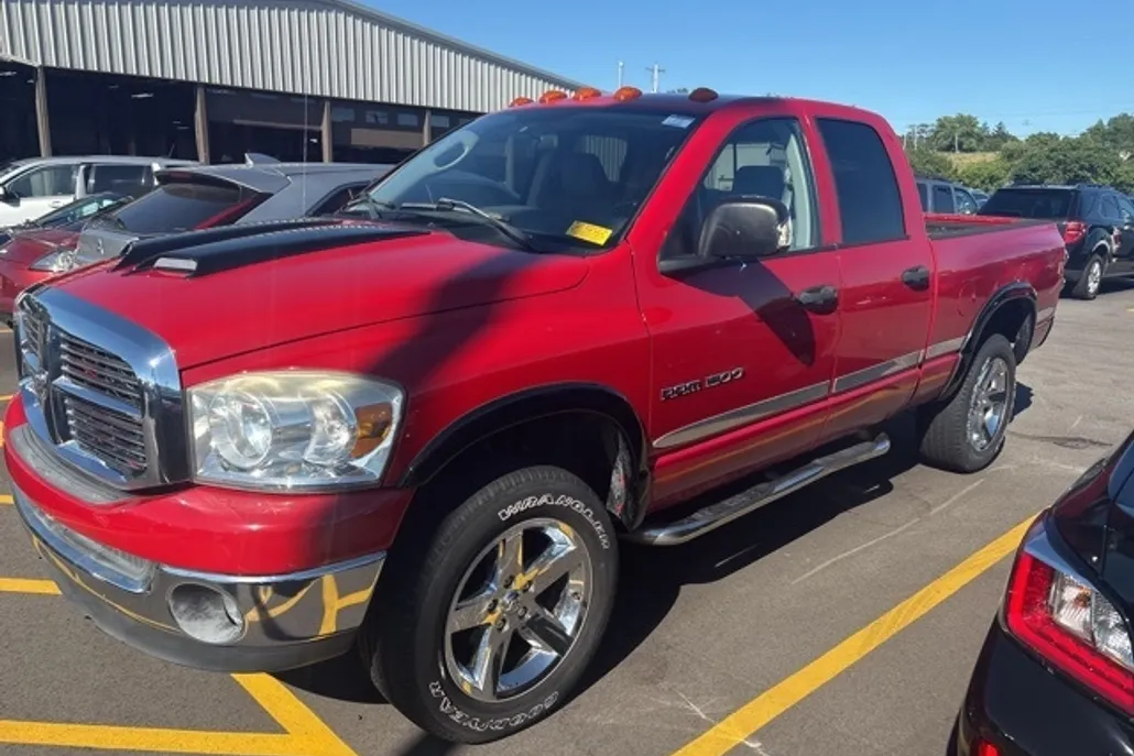 2007 Dodge Ram SLT photo 1
