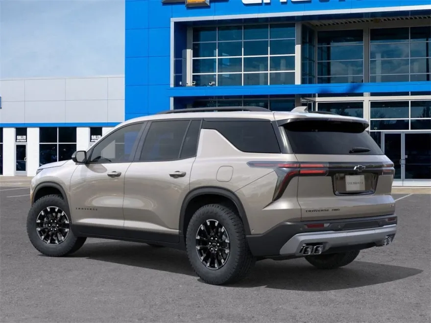 2026 Chevrolet Traverse Z71 photo 1
