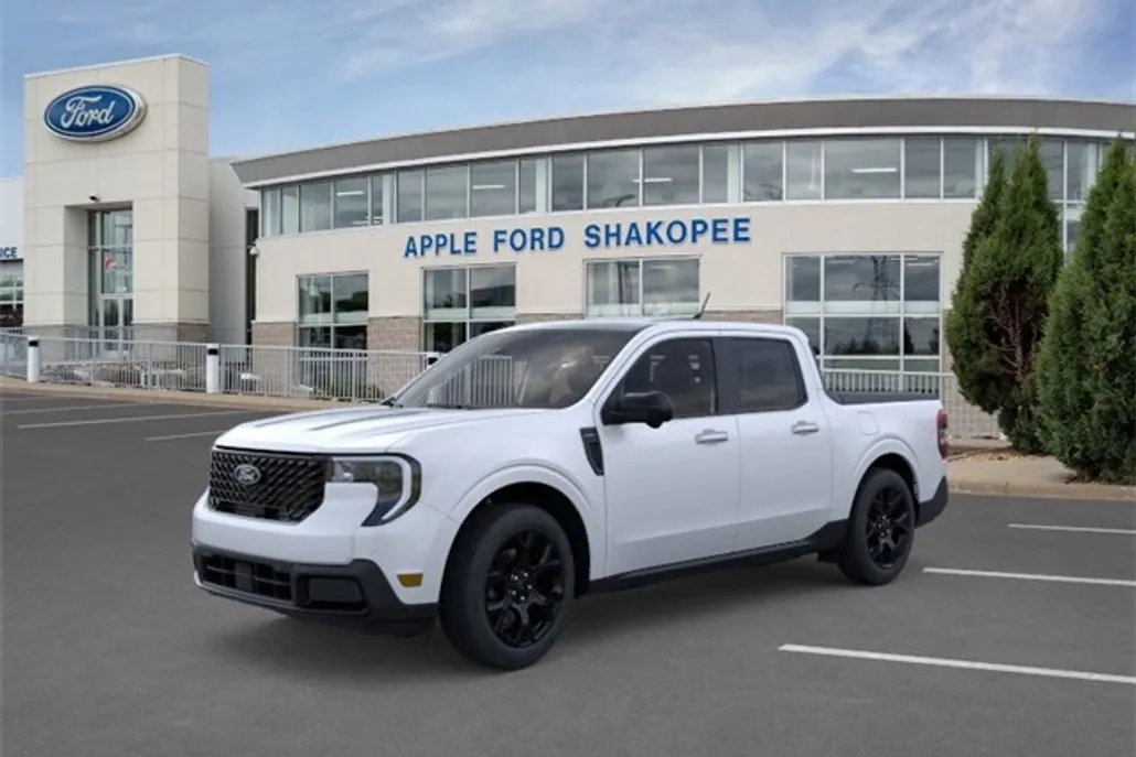 2025 Ford Maverick Lariat photo 1