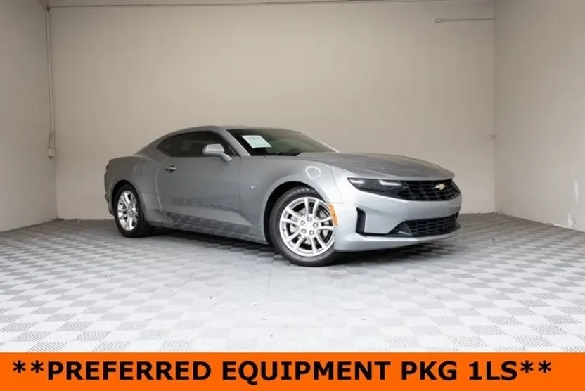 2023 Chevrolet Camaro 1LS photo 1