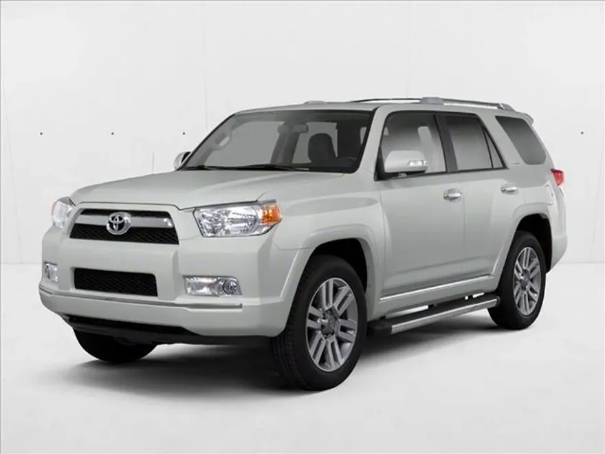 2013 Toyota 4Runner SR5 photo 1