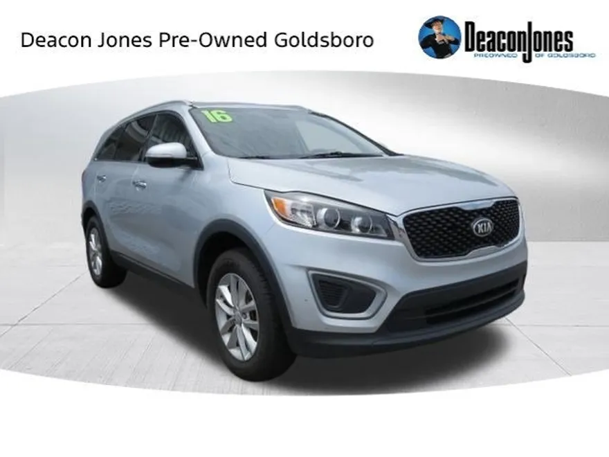 2016 Kia Sorento LX photo 1