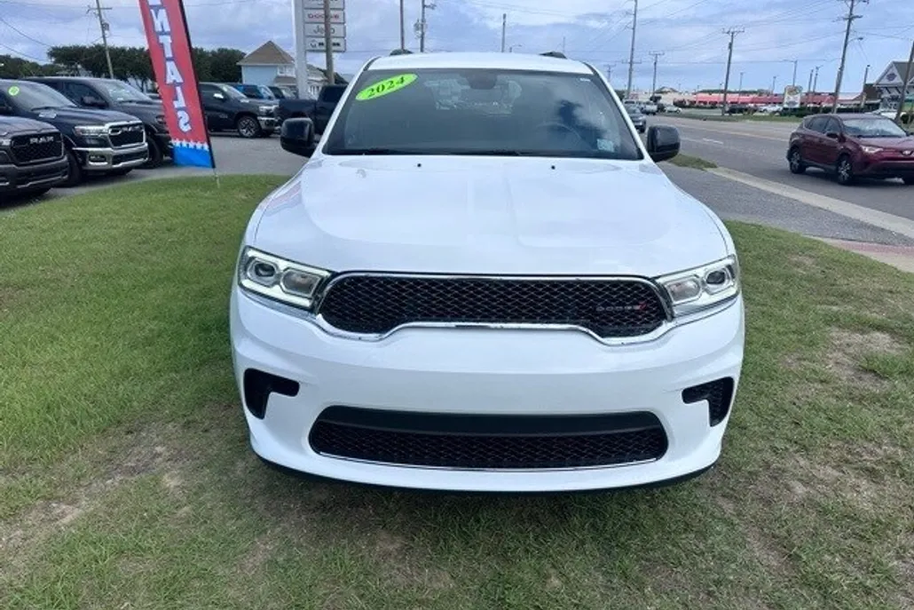 2024 Dodge Durango SXT photo 1